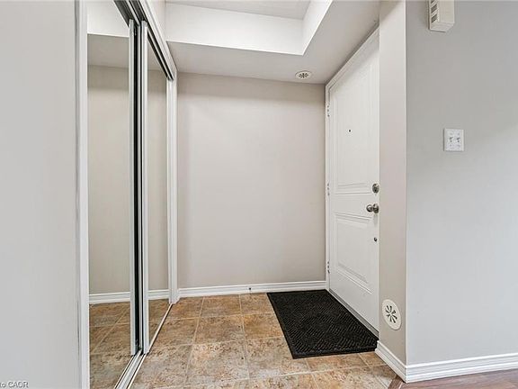 3rd image of 43 Hays Blvd #4