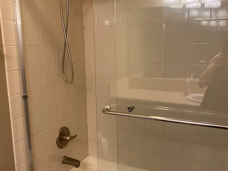 8581 Villa La Jolla Dr #M — Photo 14