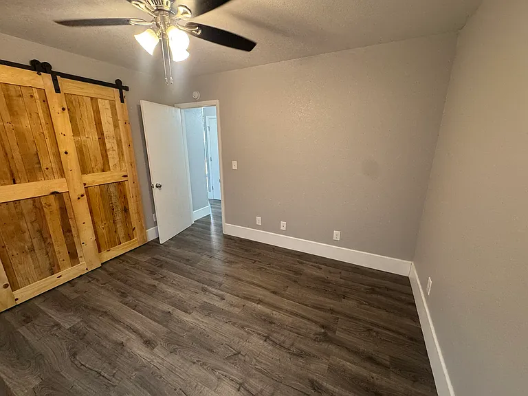 4045 Sunrise Ct — Photo 26