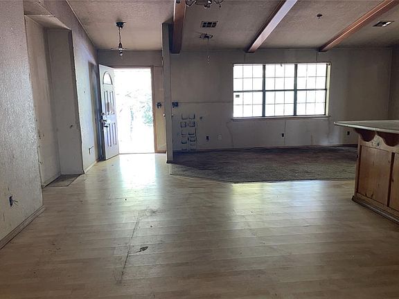 5th image of 900781 S Oak Ridge Dr