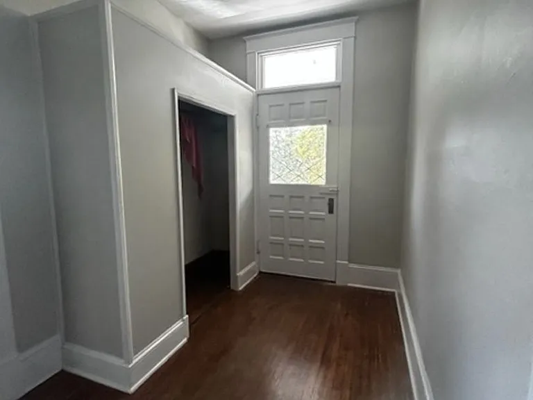 412 Johnson St — Photo 19
