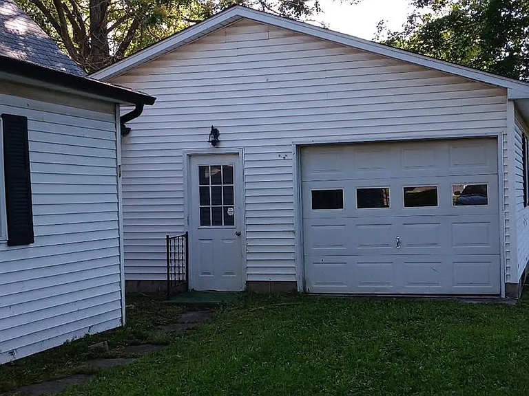 511 S #A — Photo 2