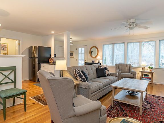 5th image of 2480 S Smith Rd