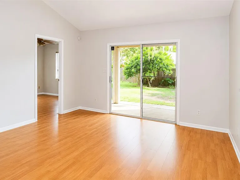 10032 Portale Ave — Photo 3