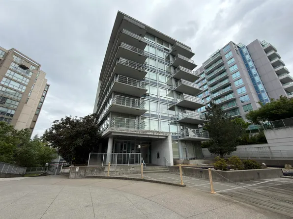 8280 Lansdowne Rd #808, Richmond, BC V6X 0B2