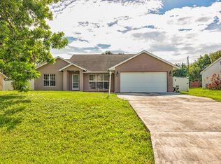 1961 SE Carvalho St, Port Saint Lucie, FL 34983