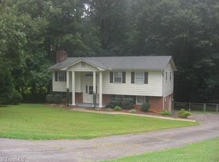 3215 Reno Ct, Walkertown, NC 27051