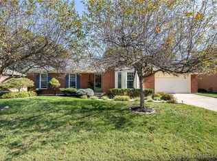 808 Acorn Ln, Jeffersonville, IN 47130