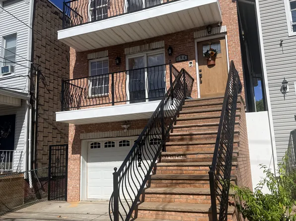 154 McAdoo Ave, Jersey City, NJ