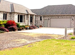37332 County Road 56 Blvd, Cannon Falls, MN 55009