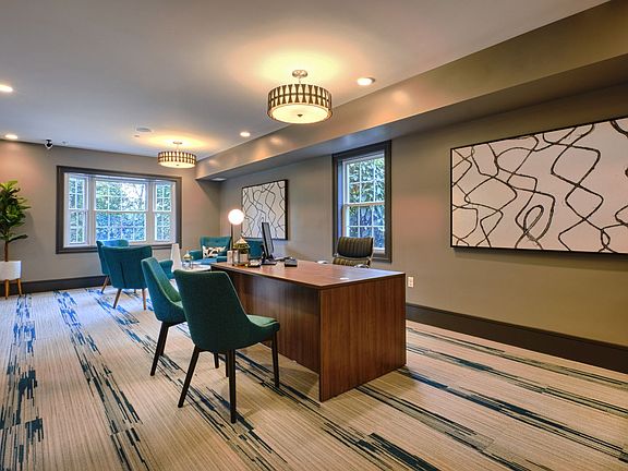 4th image of 1202 Crescent Dr #1543