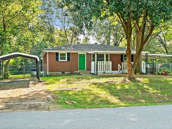 3rd image of 104 Norris Dr