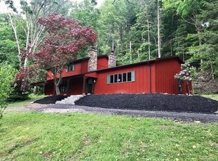 6760 Liebler Rd, Boston, NY 14025