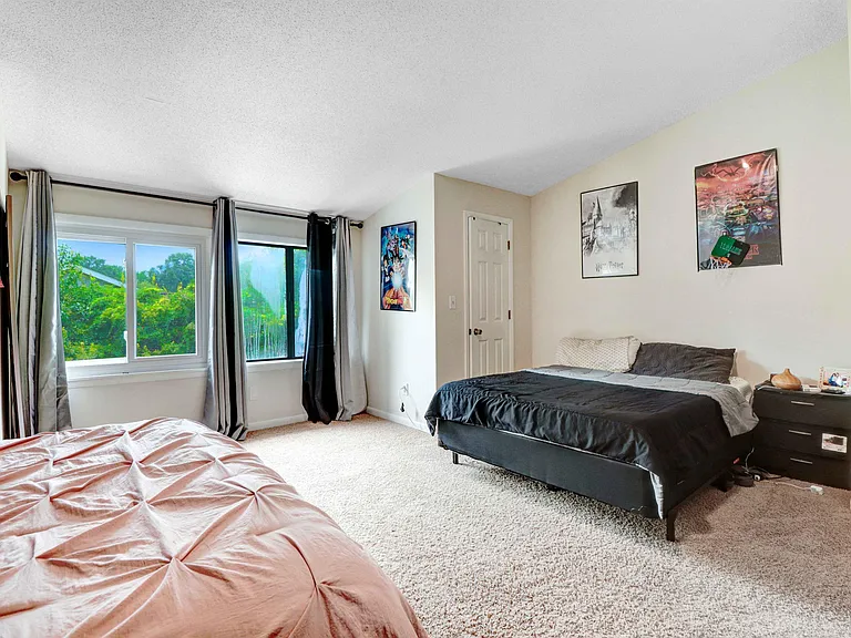 1900 Harris St #1 — Photo 17
