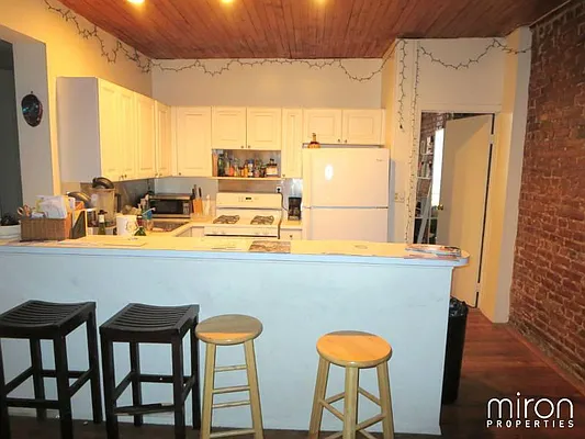 Rented by Miron Properties | media 67