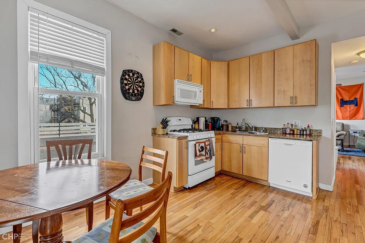 3 bed, $4,500 — Photo 4
