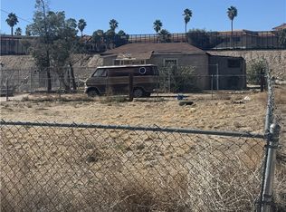 1574 Riverside Dr, Barstow, CA 92311