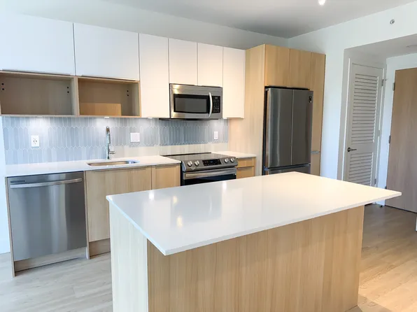 527 NE 56th St #A, Miami, FL 33137