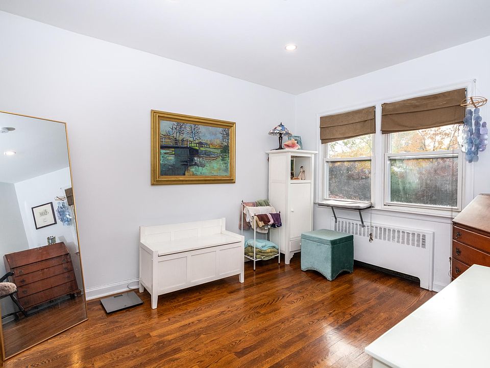 1st image of 203 S Barry Ave #2