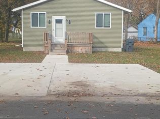 377 Parker Ave, Benton Harbor, MI 49022