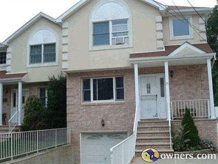 1st image of 28 Seeley Ln