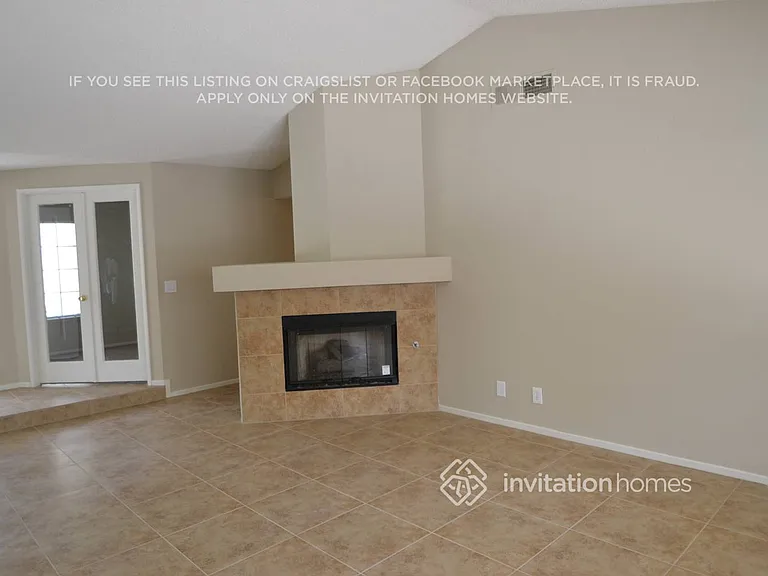 90 Megan Dr — Photo 3