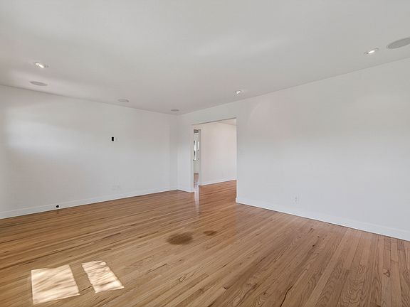 2nd image of 5438 Gilbert Dr #A