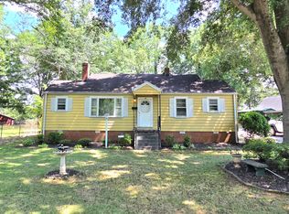 138 Woodland Dr, Greenville, SC 29617