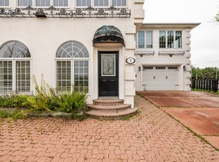 7 McGuire St, Saint Catharines, ON L2R3P2