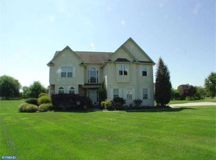 104 Laurel Ct, Mullica Hill, NJ 08062