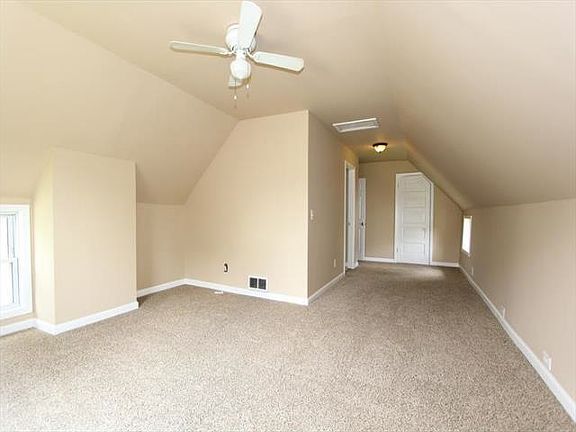3rd image of 3952 Odin Ave