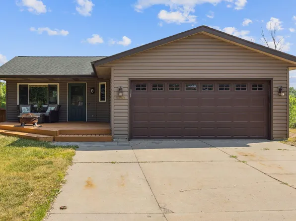 5290 Starling Dr, Monticello, MN 55362