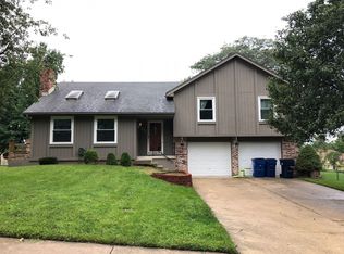 405 NW 36th Street Ter, Blue Springs, MO 64015