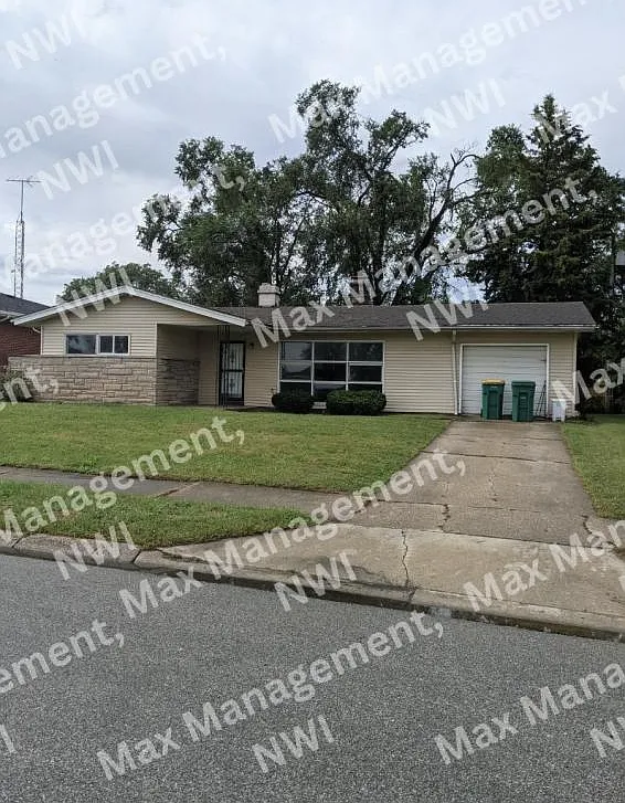 5500 Fillmore St — Photo 1