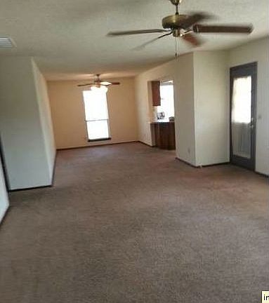 3rd image of 616 NW 138th St