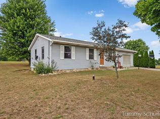 17083 Tyrone Ave, Kent City, MI 49330