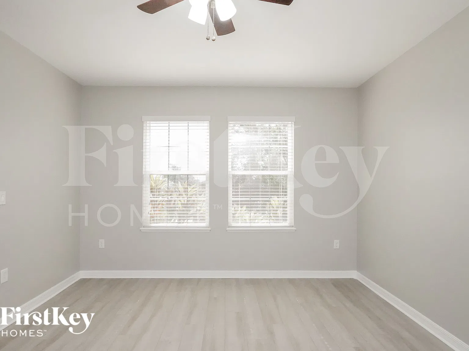 3 bed, 2.0 bath, 2000 sqft, $2,265 — Photo 4