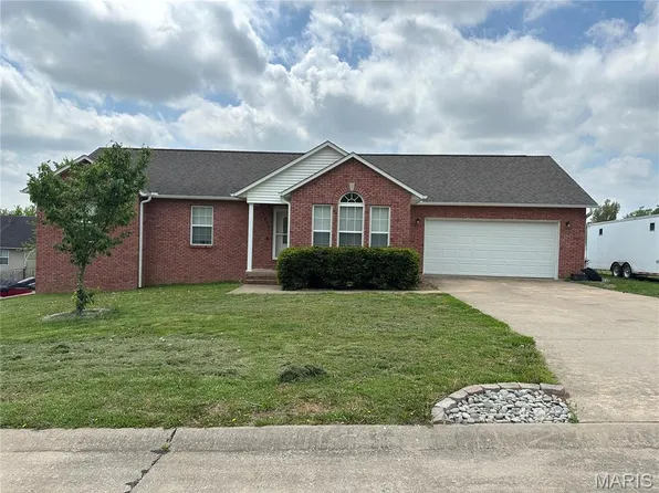 1425 Jennifer Dr, Jackson, MO 63755