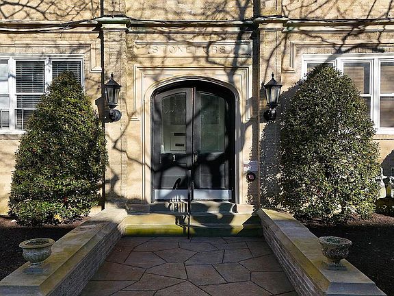 4th image of 1 S Bartram Ave APT 6