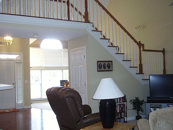 Beuatiful open floorplan 