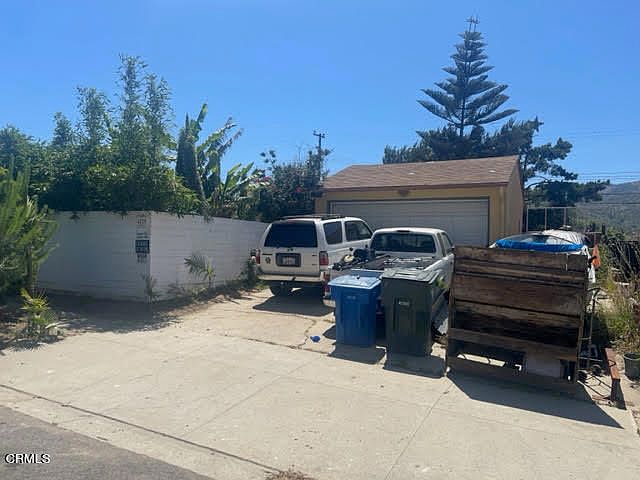 1st image of 5329 Floral Dr