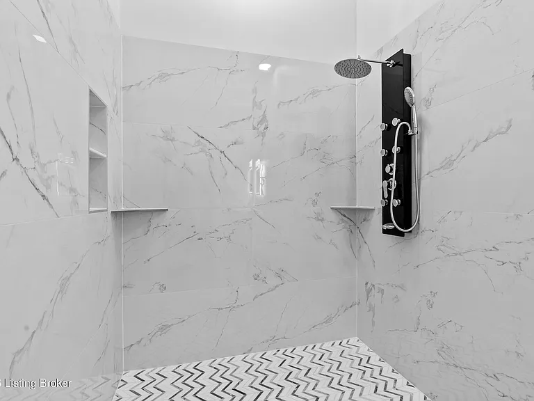 540 S 4th St #401 — Photo 24