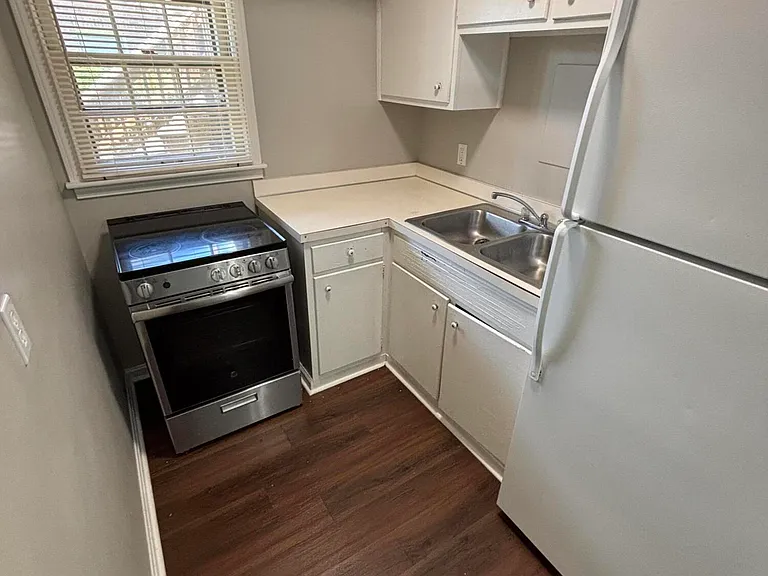 2707 Riedling Dr #B1 — Photo 5