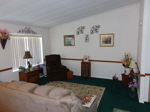 4th image of 17926 Marine Dr