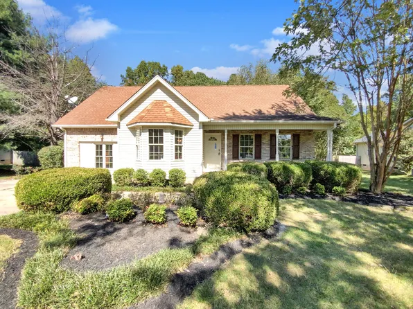 2031 Skyline Dr, Goodlettsville, TN 37072