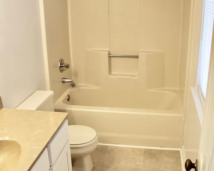 2300 Paragon Ct — Photo 22