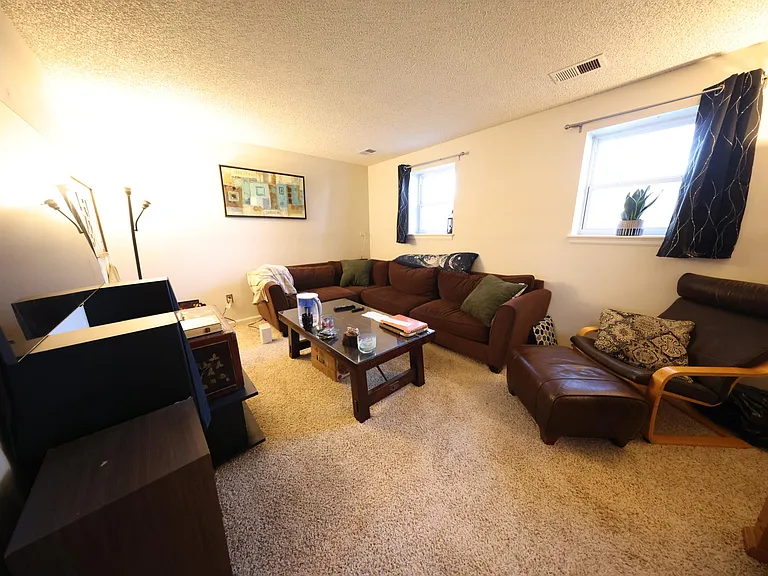 218 Summit Cir — Photo 13