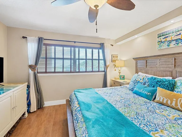 4325 Gulf Of Mexico Dr #408 — Photo 13