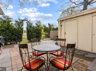 18747 Walkers Choice Rd, Montgomery Village, MD 20886