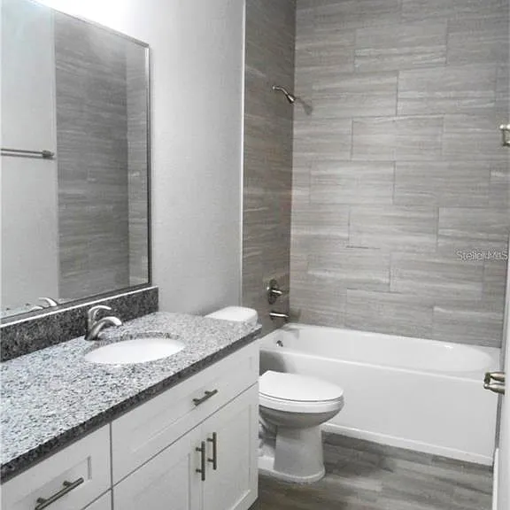 20635 Majestic St — Photo 20